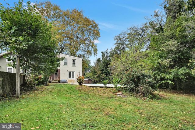 116 S 1ST AVE, Lebanon, PA 17042