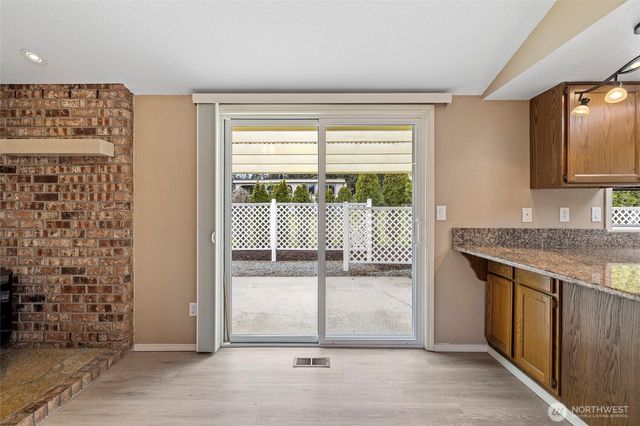 90 Chinook Place, La Conner, WA 98257