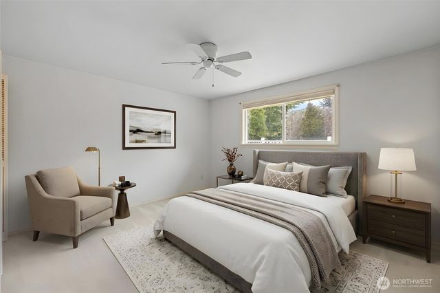90 Chinook Place, La Conner, WA 98257