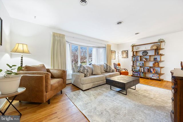 1811 PALO CIR, Baltimore, MD 21227