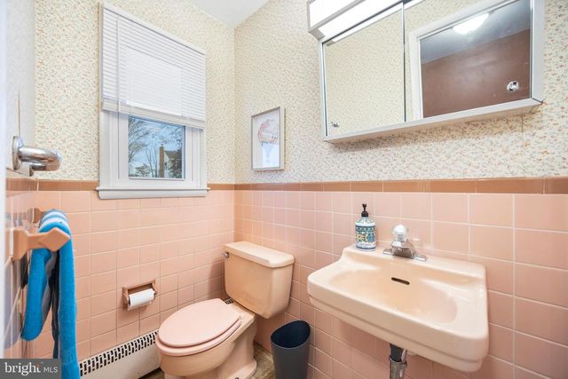 1811 PALO CIR, Baltimore, MD 21227