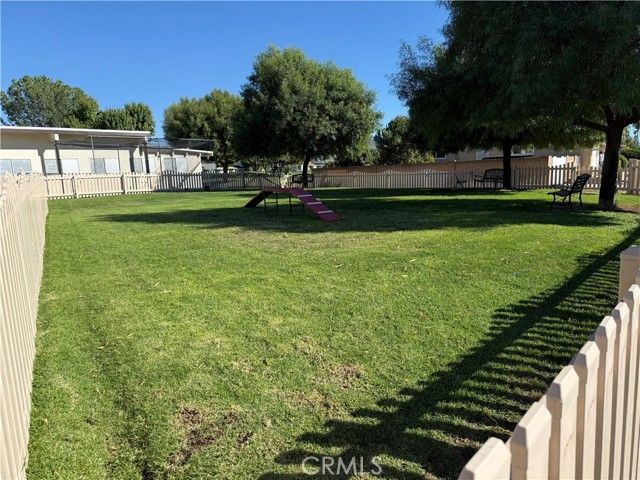 1621 W Montrose, Hemet, CA 92543