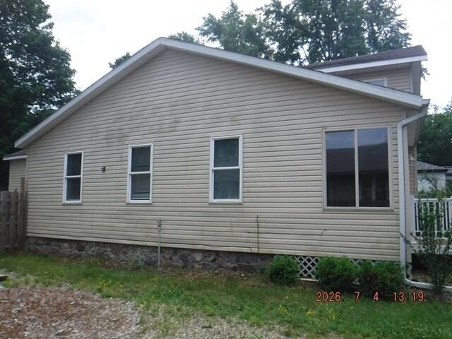 415 S Main Street, Lawton, MI 49065