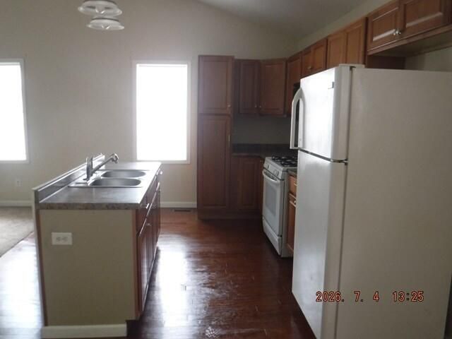 415 S Main Street, Lawton, MI 49065