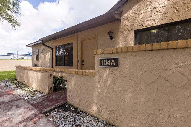 64 PINE TRACK 104A, Ocala, FL 34472