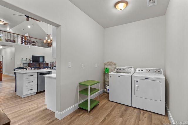 792 alamo beach, Pipe Creek, TX 78063