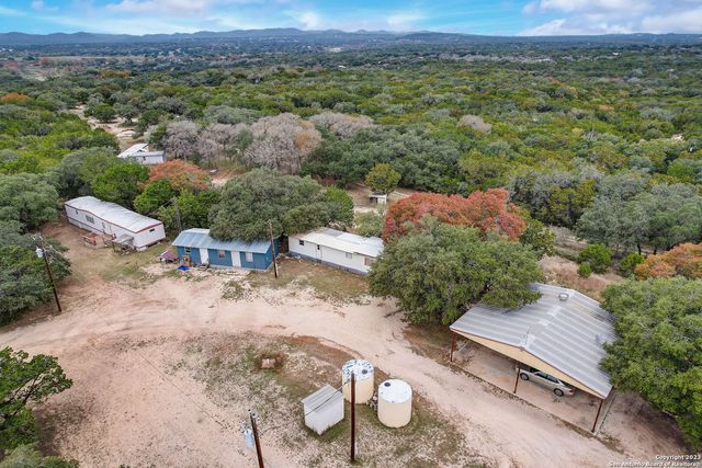 792 alamo beach, Pipe Creek, TX 78063