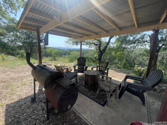 792 alamo beach, Pipe Creek, TX 78063