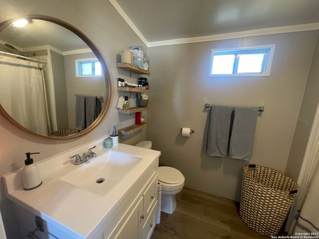 792 alamo beach, Pipe Creek, TX 78063