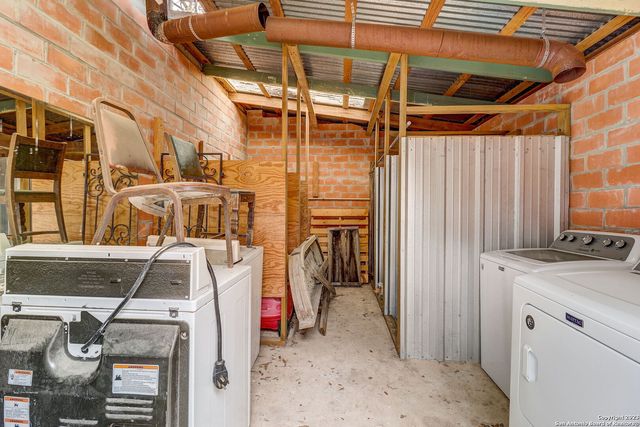 792 alamo beach, Pipe Creek, TX 78063