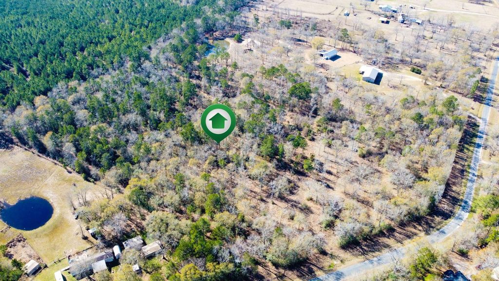 000 Oates Bros Road, Trinity, TX 75862