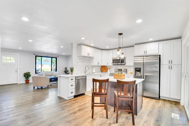 6660 S Dudley Court, Littleton, CO 80123