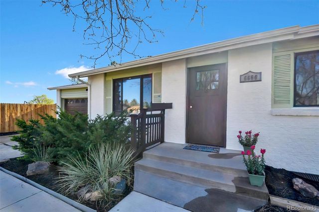 6660 S Dudley Court, Littleton, CO 80123