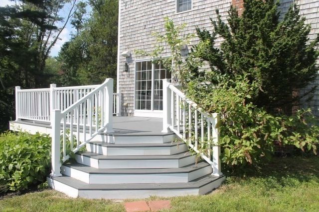 12 Sheffield Park, Plympton, MA 02367