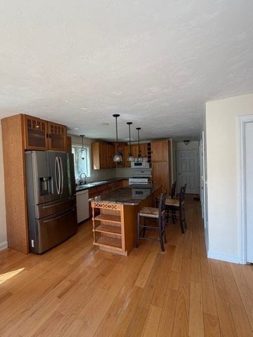 12 Sheffield Park, Plympton, MA 02367