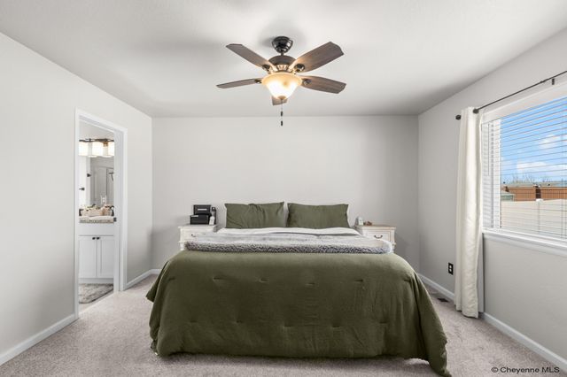 1202 PHIPPS AVE, Cheyenne, WY 82001