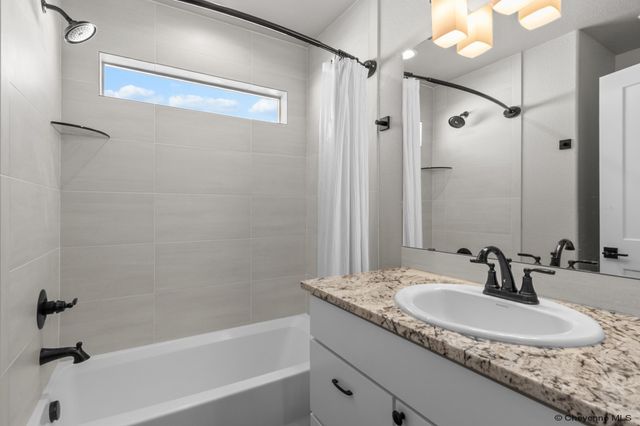 1202 PHIPPS AVE, Cheyenne, WY 82001