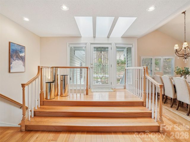 38 Highland Pointe Drive, Weaverville, NC 28787