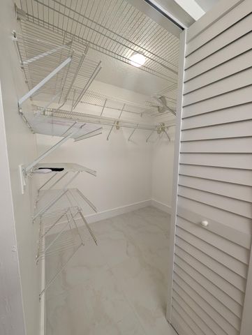 10317 NW 9th St Circle 102-9, Miami, FL 33172