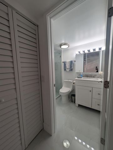 10317 NW 9th St Circle 102-9, Miami, FL 33172