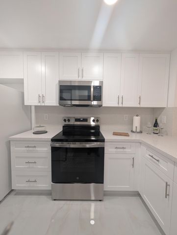 10317 NW 9th St Circle 102-9, Miami, FL 33172