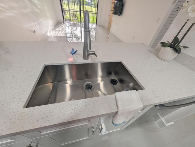10317 NW 9th St Circle 102-9, Miami, FL 33172