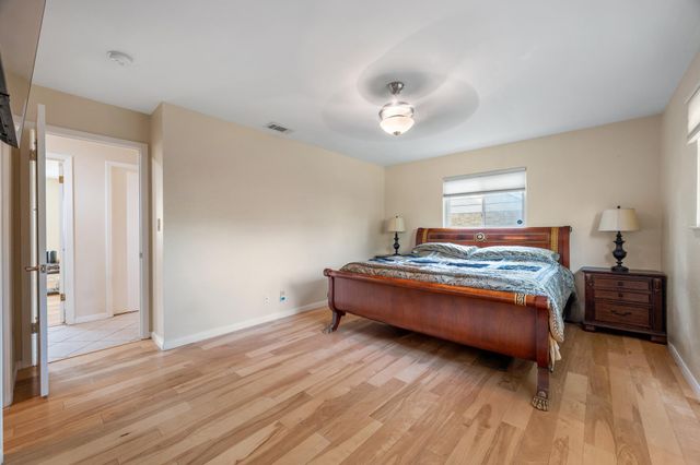 8612 Stillwood LN, Austin, TX 78757