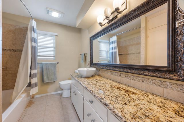 8612 Stillwood LN, Austin, TX 78757