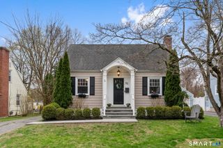 65 Edgemere Avenue, West Hartford, CT 06110