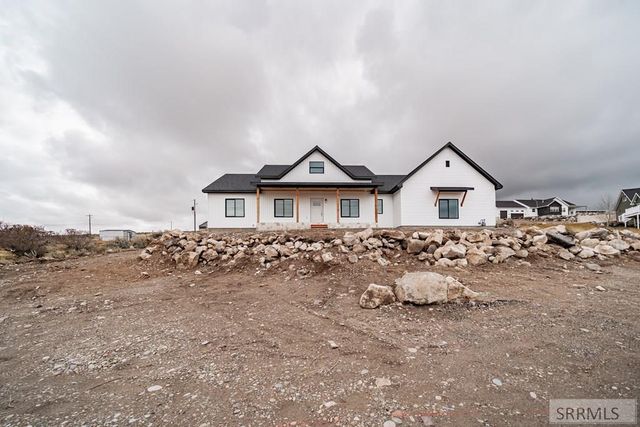 5980 N Alma Drive, Idaho Falls, ID 83401