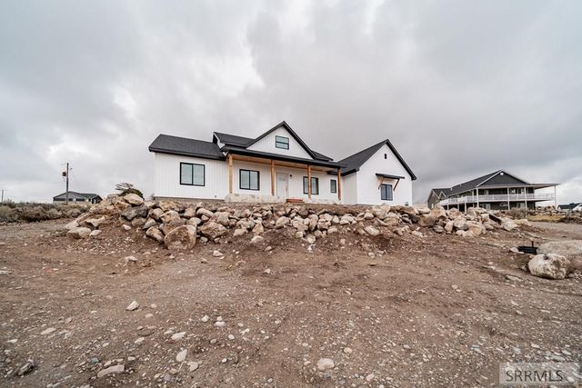 5980 N Alma Drive, Idaho Falls, ID 83401