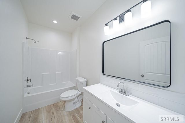 5980 N Alma Drive, Idaho Falls, ID 83401