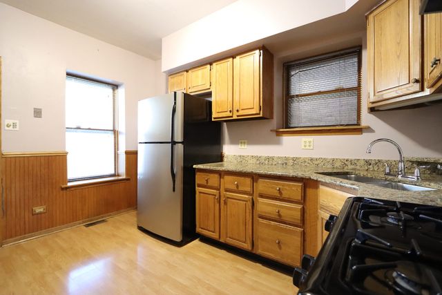 3217 S May Street, Chicago, IL 60608