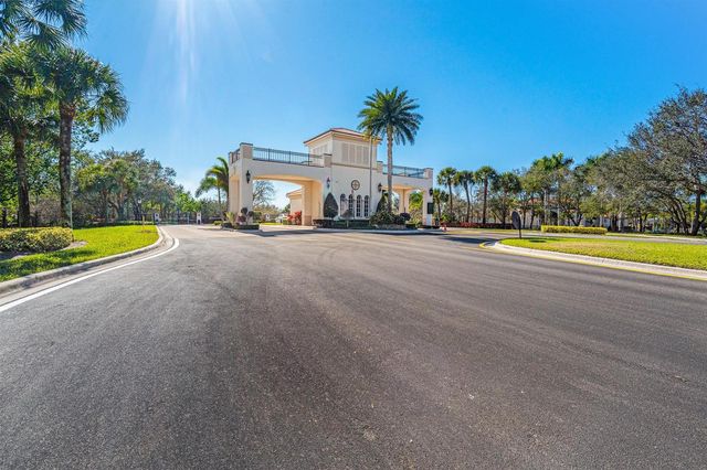 10633 Old Hammock Way, Wellington, FL 33414