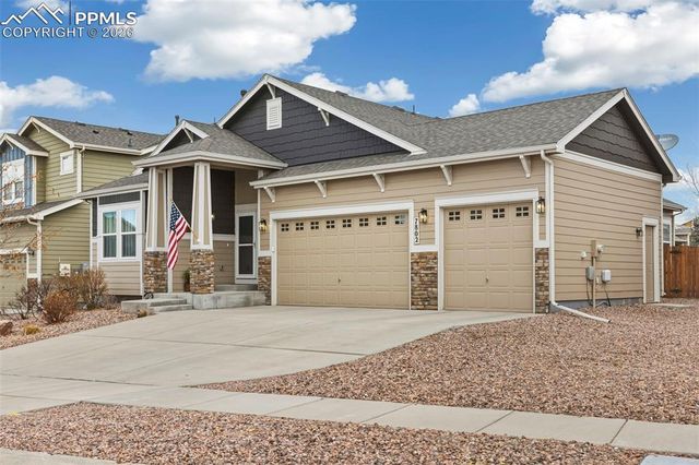 7802 Wagonwood Place, Colorado Springs, CO 80908