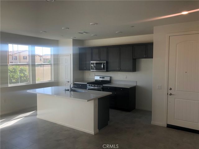 41957 Zafra Street, Murrieta, CA 92562