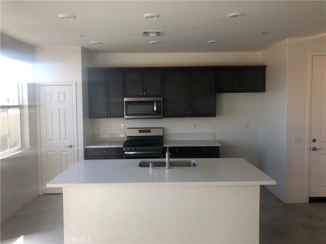 41957 Zafra Street, Murrieta, CA 92562