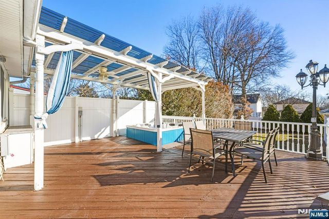 331 Mountain Way, Rutherford, NJ 07070