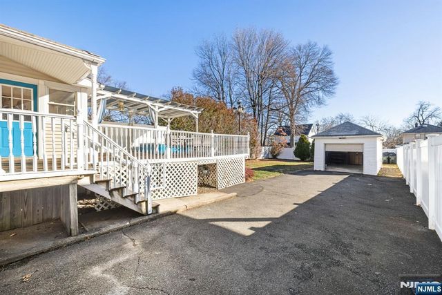 331 Mountain Way, Rutherford, NJ 07070
