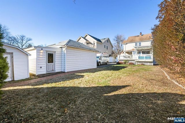 331 Mountain Way, Rutherford, NJ 07070