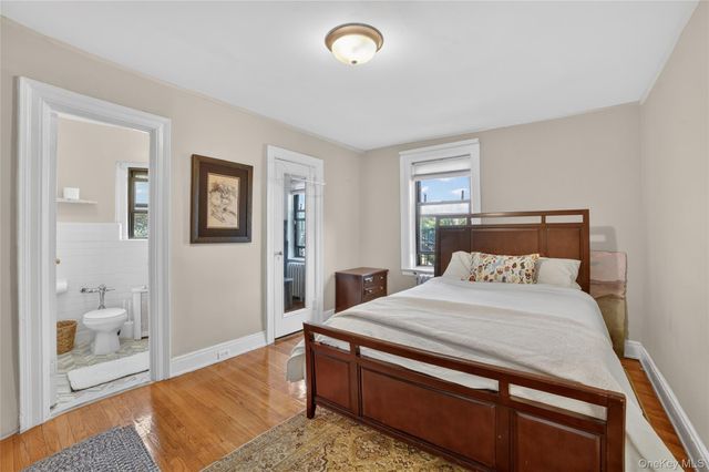 42 Pondfield Road W 4F, Bronxville, NY 10708