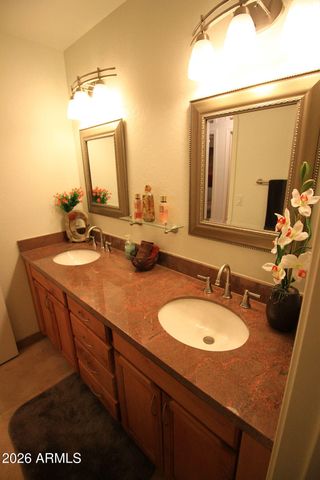 17018 N 44 Place, Phoenix, AZ 85032