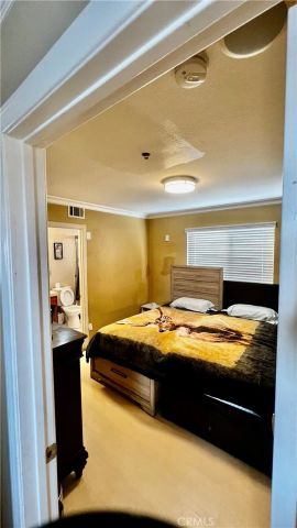 10939 Little Lake, Downey, CA 90241