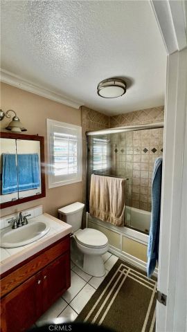 10939 Little Lake, Downey, CA 90241