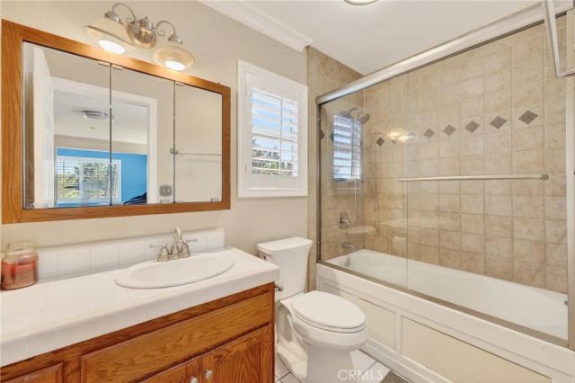 10939 Little Lake, Downey, CA 90241