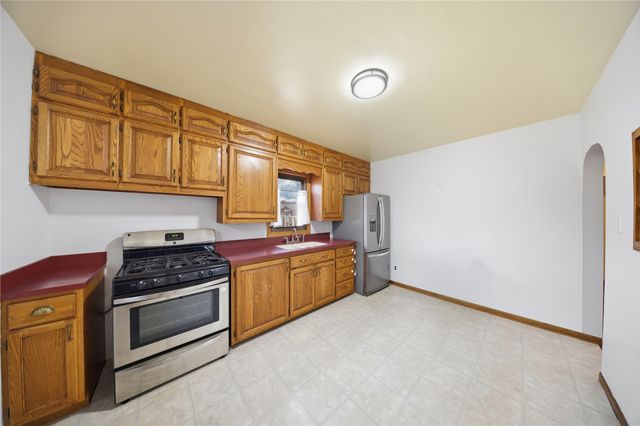 2654 Wisconsin Avenue, Des Moines, IA 50317