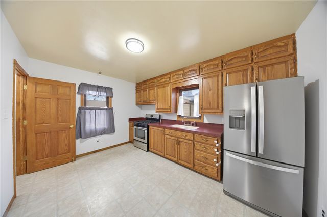 2654 Wisconsin Avenue, Des Moines, IA 50317