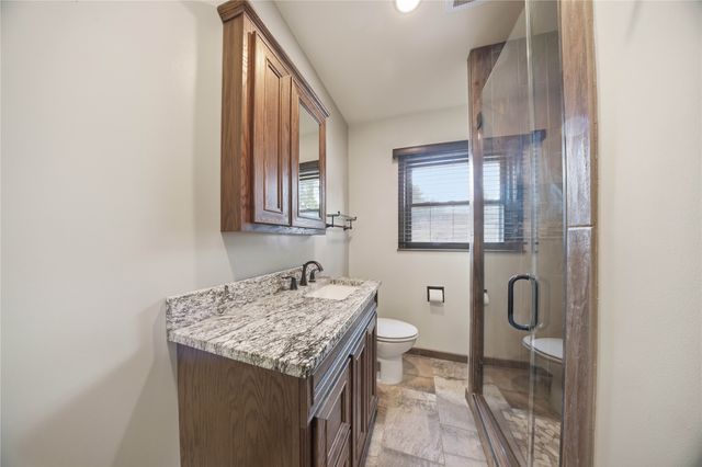 2654 Wisconsin Avenue, Des Moines, IA 50317