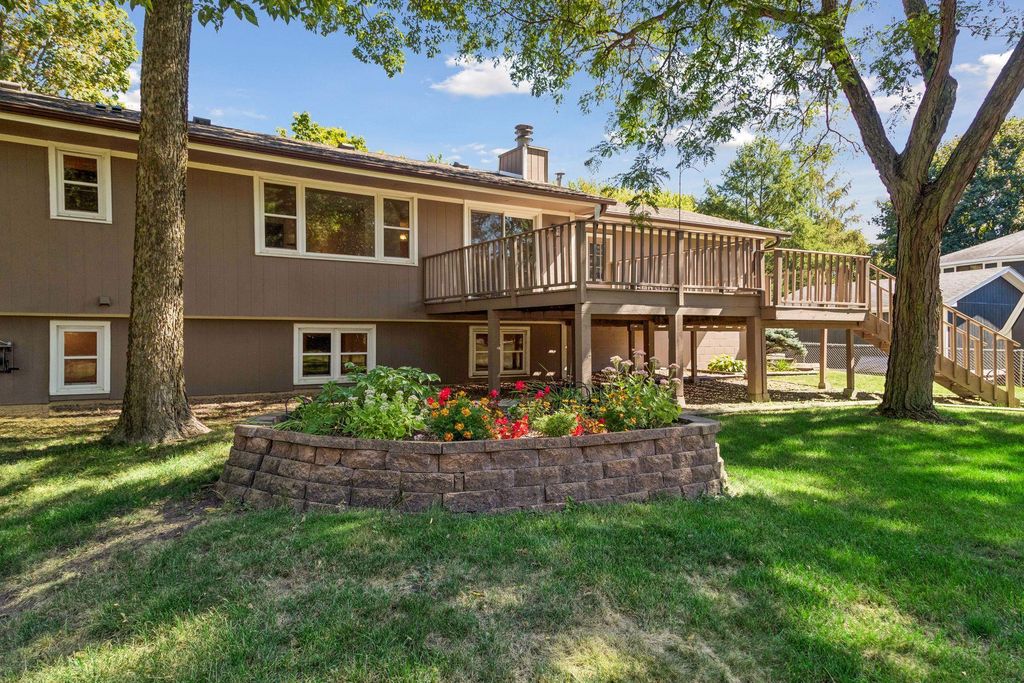 1755 Ithaca Lane N, Plymouth, MN 55447 — photo 2
