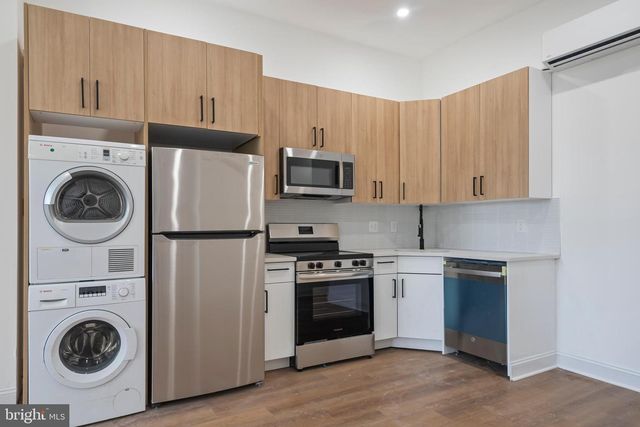 1618 S BROAD ST, Philadelphia, PA 19145